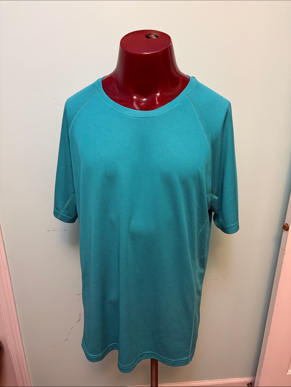 Men's Performance Teal Short-Sleeve Shirt